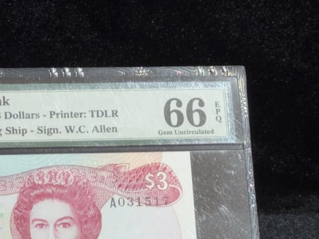 BAHAMALAR 1974 (ND 1984) – 3 DOLAR – PMG 66 EPQ GEM UNCIRCULATED – PICK# 44a