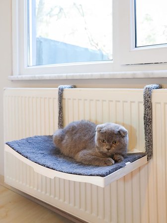 Kedi Petek Kalorifer Radyatör Yatağı Askılı Kedi Yatağı Hamağı Terası47x 27,5 cm 18 kg