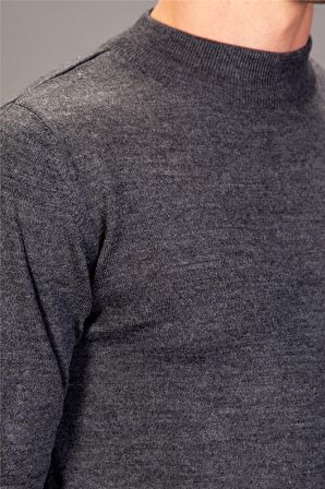 Tudors Slim Fit Dar Kesim Yarım Balıkçı Yaka Düz E