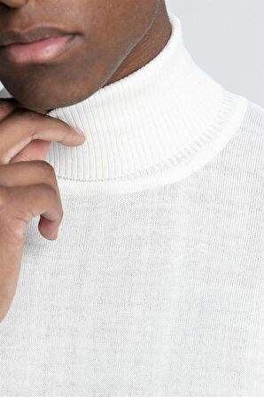 Tudors Slim Fit Dar Kesim Tam Boğazlı Yaka Düz Yün Erkek Kazak
