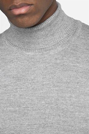 Tudors Slim Fit Dar Kesim Tam Boğazlı Yaka Düz Yün Erkek Kazak - TUDORS