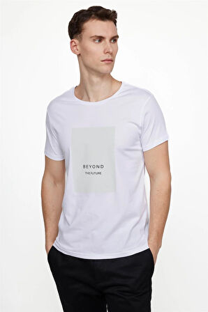 Erkek Slim Fit Dar Kesim %100 Pamuk Yumuşak Dokulu Baskılı Beyaz Bisiklet Yaka Tişört