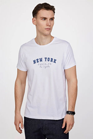 Erkek Slim Fit Dar Kesim %100 Pamuk Yumuşak Dokulu Baskılı Beyaz Bisiklet Yaka Tişört