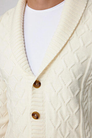 Slim Fit Dar Kesim Desenli Yumuşak Dokulu Düğmeli Ekru Erkek Hırka