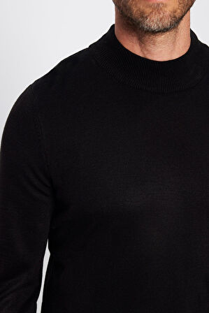 Erkek Slim Fit Dar Kesim Yumuşak Dokulu Tüylenmeyen Siyah Yarım Balıkçı Yaka Triko Kazak
