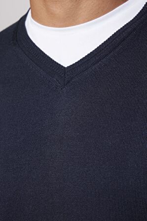 Slim Fit Dar Kesim V Yaka Tüylenmeyen Yumuşak Doku Lacivert Erkek Kazak
