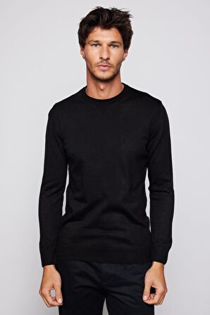Slim Fit Dar Kesim Bisiklet Yaka Tüylenmeyen Yumuşak Dokulu Beyaz Erkek Kazak
