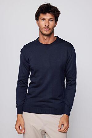 Slim Fit Dar Kesim Bisiklet Yaka Tüylenmeyen Yumuşak Dokulu Lacivert Erkek Kazak