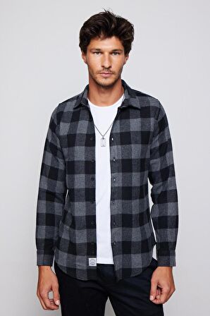 Slim Fit Dar Kesim Kareli Spor Yaka Oduncu Erkek Gömlek