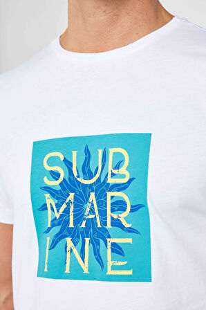 Erkek Slim Fit Dar Kesim %100 Pamuk Yumuşak Dokulu Baskılı Beyaz Bisiklet Yaka Tişört