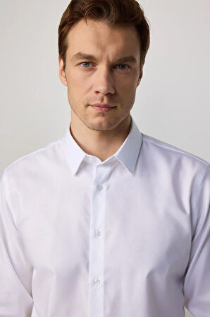 Slim Fit Beyaz Non-Iron %100 Pamuk Doğa Dostu Ekoteks Belgeli Ütü Gerektirmez Gömlek