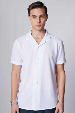 Erkek Slim Fit Dar Kesim Kısa Kollu Örme Kumaş Beyaz Apaş Yaka Gömlek