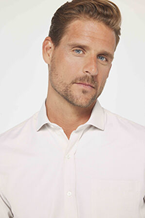 Erkek Regular Fit Klasik Kesim Pamuklu Kolay Ütü Armürlü Taş Rengi Gömlek