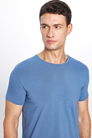 Erkek Slim Fit Dar Kesim Pamuklu Yumuşak Doku Likralı Esnek Kumaş Basic Mavi Bisiklet Yaka Tişört