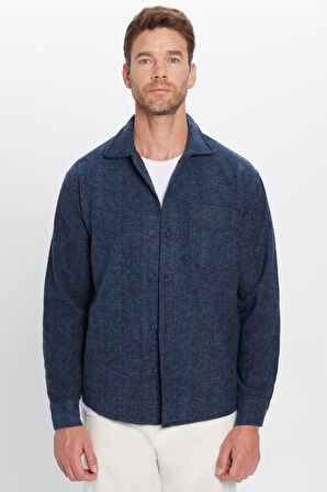 Erkek Relax Fit Rahat Kesim Oduncu Apaş Yaka Tek Cep Kapaklı Armürlü Lacivert Kışlık Gömlek