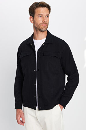 Erkek Relax Fit Rahat Kesim Oduncu Apaş Yaka Çift Cep Kapaklı Düz Siyah Kışlık Gömlek