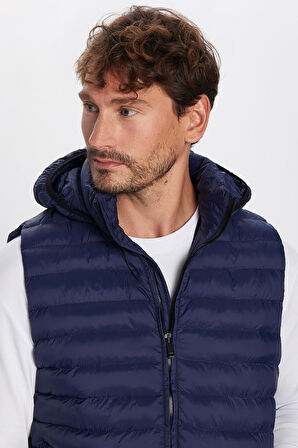 Erkek Slim Fit Dar Kesim Astarlı Rüzgar Geçirmez Cepli Lacivert Çıkarılabilir Kapüşonlu Şişme Yelek