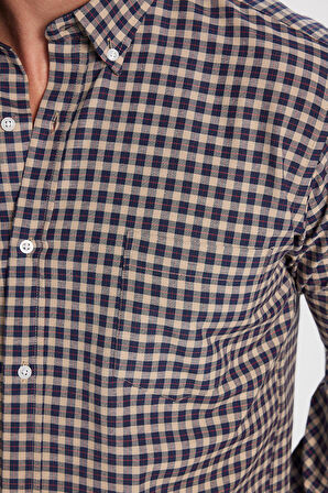 Erkek Regular Fit Klasik Kesim Düğmeli Yaka Küçük Kareli Pamuklu Gömlek