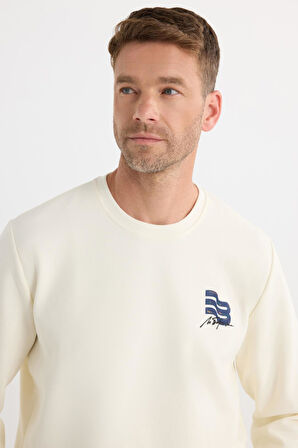 Unisex Relax Fit Rahat Kesim Pamuklu Yumuşak Dokulu Bisklet Yaka İç Polarlı Baskılı Ekru Sweatshirt