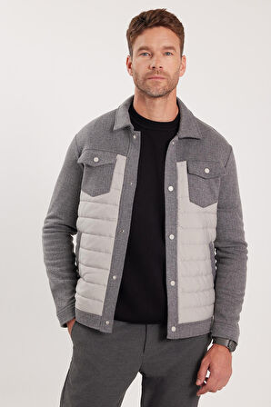 Erkek Relax Fit Rahat Kesim Çıt Çıt Düğmeli Kapitone Kapaklı Çift Cep Klasik Yaka Bej Kaşe Mont