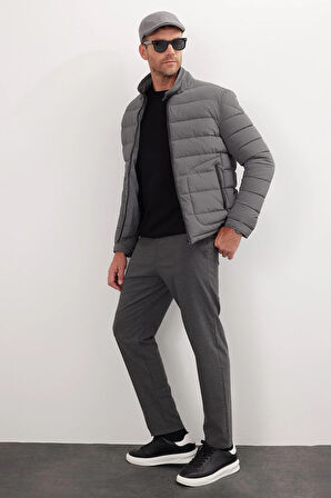 Erkek Regular Fit Klasik Kesim Dik Yaka Çift Cepli Sıcak Tutan Gri Şişme Mont