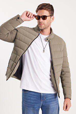 Erkek Regular Fit Klasik Kesim Dik Yaka Çift Cepli Sıcak Tutan Haki Şişme Mont