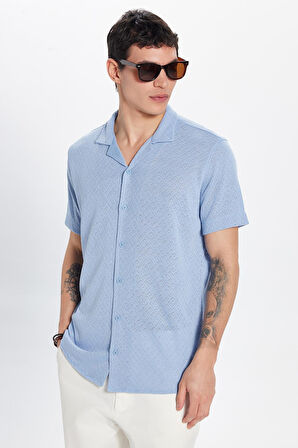Erkek Slim Fit Dar Kesim Kısa Kollu Örme Doku Apaş Yaka Mavi Gömlek