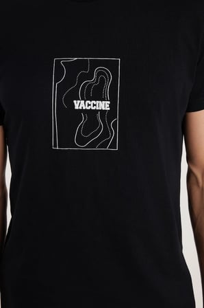 Erkek Slim Fit Dar Kesim %100 Pamuk Yumuşak Dokulu Baskılı Siyah Bisiklet Yaka Tişört