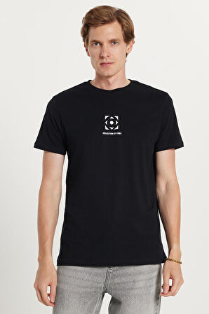 Erkek Slim Fit Dar Kesim %100 Pamuk Yumuşak Dokulu Baskılı Siyah Bisiklet Yaka Tişört