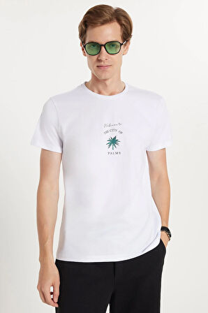 Erkek Slim Fit Dar Kesim %100 Pamuk Yumuşak Dokulu Baskılı Beyaz Bisiklet Yaka Tişört
