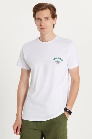 Erkek Slim Fit Dar Kesim %100 Pamuk Yumuşak Dokulu Baskılı Beyaz Bisiklet Yaka Tişört