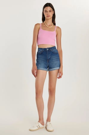 Kadın Slim Fit Dar Kesim %100 Pamuk Paça Katlamalı Açık Mavi Jean Kot Şort