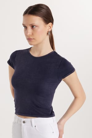 Kadın Slim Fit Dar Kesim Düz Basic Bisiklet Yaka Lacivert Tişört