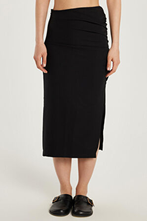 Kadın Slim Fit Dar Kesim Fermuarlı Yırtmaçlı Siyah Etek