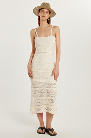 Kadın Standart Fit Fırfırlı Örme Desenli Askılı Yaka Bej Elbise