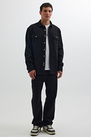 Erkek Relax Fit Rahat Kesim Spor Yaka Çift Cep Kapaklı Denim Siyah Gömlek