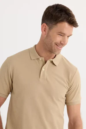 Erkek Slim Fit Dar Kesim Pamuklu Yumuşak Dokulu Serin Tutan Kumaş Düz Pike Bej Polo Yaka Tişört