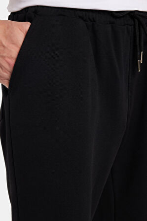 Erkek Regular Rahat Kesim Beli Lastikli Bağlamalı Yandan Cepli Siyah Bermuda Şort