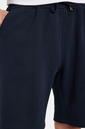 Erkek Regular Rahat Kesim Beli Lastikli Bağlamalı Yandan Cepli Lacivert Bermuda Şort