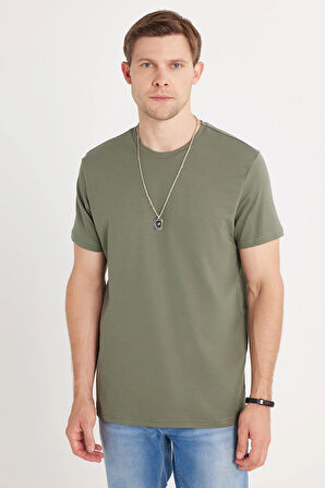 Erkek Slim Fit Dar Kesim Pamuklu Yumuşak Doku Likralı Esnek Kumaş Basic Yeşil Bisiklet Yaka Tişört