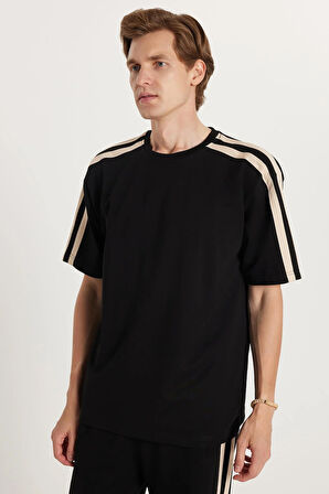 Erkek Standart Fit Normal Kesim Pamuklu Bisiklet Yaka Şeritli Siyah Eşofman Takımı