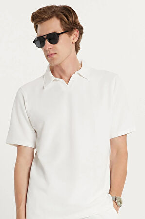 Erkek Standart Fit Normal Kesim Pamuklu Polo Yaka Beli Bağcıklı Beyaz Şort Takım