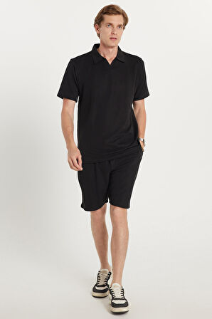 Erkek Standart Fit Normal Kesim Pamuklu Polo Yaka Beli Bağcıklı Siyah Şort Takım