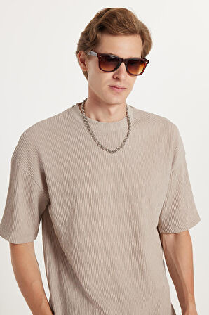 Erkek Oversize Geniş Kesim Bisiklet Yaka Gofre Kumaş Beli Bağcıklı Taş Renk Şort Takım