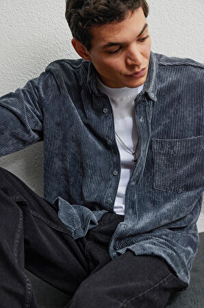 Erkek Regular Fit Rahat Kesim Fitilli Kadife Görünüm Düğmeli Yaka Gri Ceket Gömlek