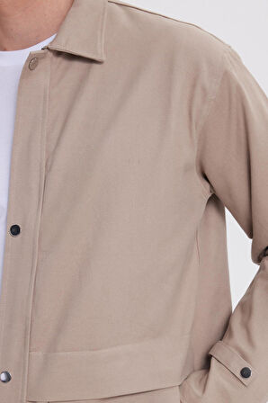 Erkek Relax Fit Rahat Kesim %100 Pamuk Çift Cepli Fermuarlı Bej Mont Gömlek