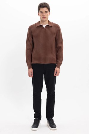 Erkek Standart Fit Normal Kesim Polo Yaka Kahverengi Kazak