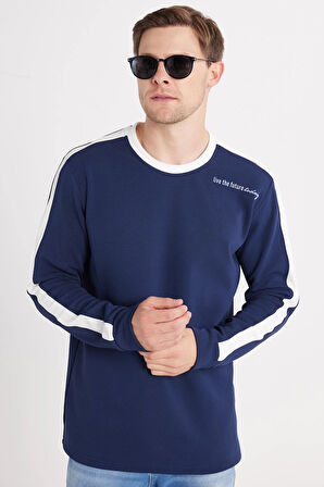 Erkek Standart Fit Pamuklu Jakarlı Bisiklet Yaka Baskılı Lacivert Sweatshirt