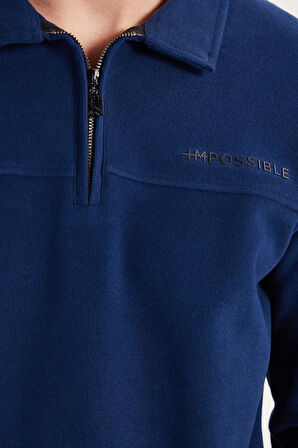 Erkek Standart Fit Pamuklu Selanik Kumaş Yarım Fermuarlı Polo Yaka Baskılı İndigo Sweatshirt