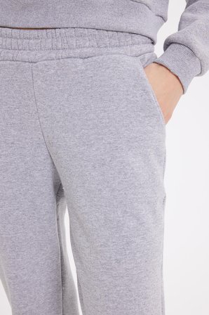 Kadın Regular Fit Pamuklu 3 İplik Yumuşak Dokulu İçi Polarlı Bisiklet Yaka Gri Eşofman Takımı